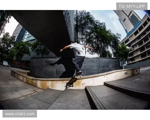 重庆滑板队的个人能力提升与团队协作的完美结合探讨